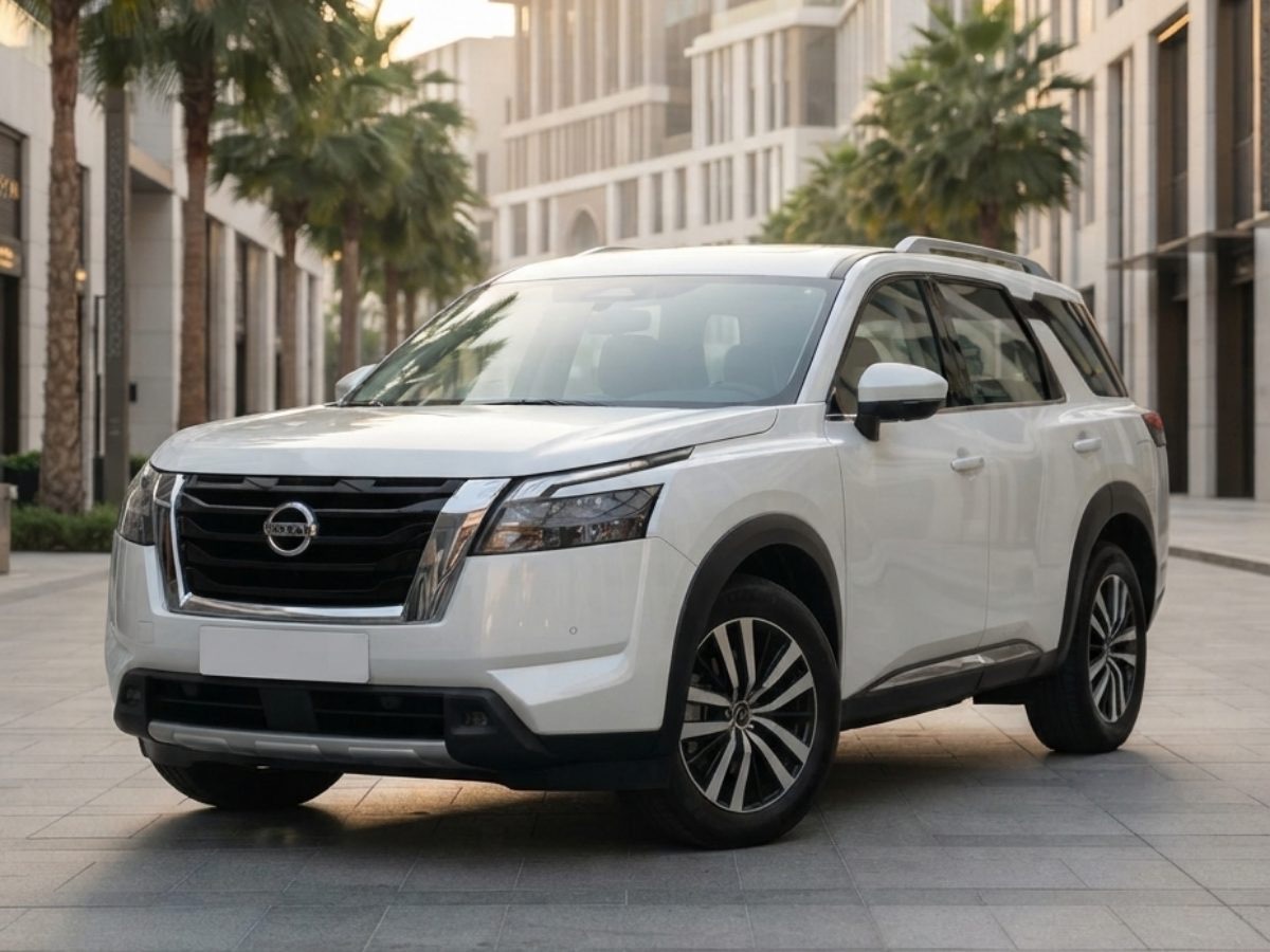Nissan Pathfinder for rent in Dubai with Pindi Boys Car Rental